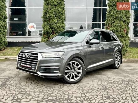 Серый Ауди Ку 7, объемом двигателя 2.97 л и пробегом 219 тыс. км за 36999 $, фото 1 на Automoto.ua