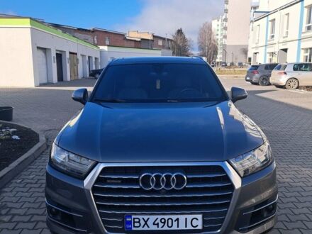 Серый Ауди Ку 7, объемом двигателя 3 л и пробегом 285 тыс. км за 24500 $, фото 1 на Automoto.ua