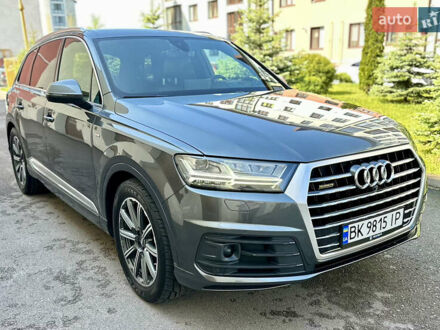 Ауди Ку 7 2016 в Ровно на Automoto.ua Серый Ауди Ку 7, объемом двигателя 3 л и пробегом 202 тыс. км за 27900 $, фото 1 на Automoto.ua