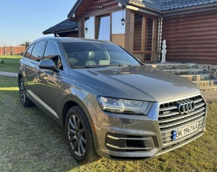 Серый Ауди Ку 7, объемом двигателя 3 л и пробегом 249 тыс. км за 19900 $, фото 1 на Automoto.ua