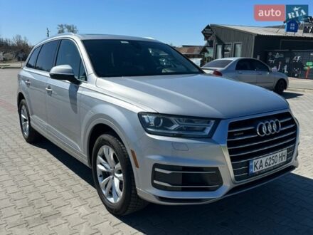 Серый Ауди Ку 7, объемом двигателя 3 л и пробегом 202 тыс. км за 24200 $, фото 1 на Automoto.ua