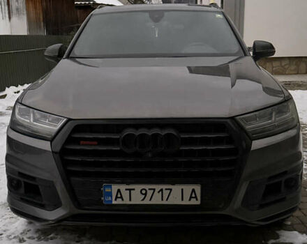 Серый Ауди Ку 7, объемом двигателя 3 л и пробегом 239 тыс. км за 25000 $, фото 1 на Automoto.ua