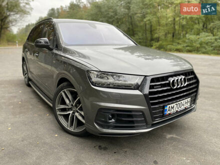 Ауди Ку 7 2016 в Овруче на Automoto.ua Серый Ауди Ку 7, объемом двигателя 2.97 л и пробегом 176 тыс. км за 48000 $, фото 1 на Automoto.ua