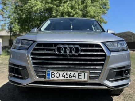 Ауди Ку 7 2017 в Васильевке на Automoto.ua Серый Ауди Ку 7, объемом двигателя 2 л и пробегом 67 тыс. км за 35000 $, фото 1 на Automoto.ua