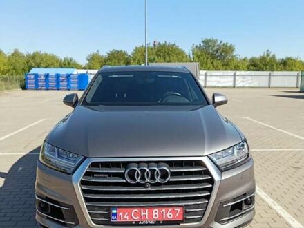 Серый Ауди Ку 7, объемом двигателя 3 л и пробегом 220 тыс. км за 23700 $, фото 1 на Automoto.ua