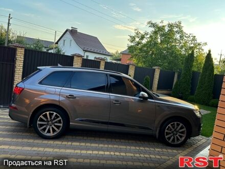 Ауди Ку 7 2017 в Виннице на Automoto.ua Серый Ауди Ку 7, объемом двигателя 3 л и пробегом 94 тыс. км за 46888 $, фото 1 на Automoto.ua