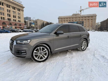 Серый Ауди Ку 7, объемом двигателя 3 л и пробегом 202 тыс. км за 28500 $, фото 1 на Automoto.ua