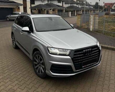 Серый Ауди Ку 7, объемом двигателя 3 л и пробегом 117 тыс. км за 21600 $, фото 1 на Automoto.ua