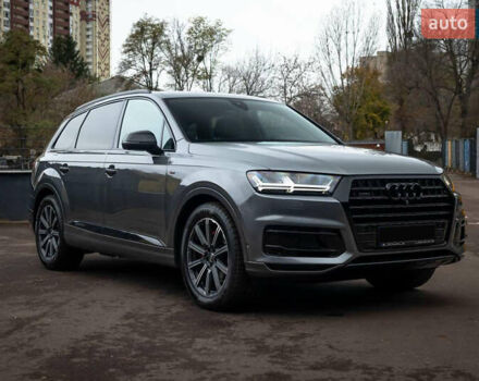 Серый Ауди Ку 7, объемом двигателя 3 л и пробегом 315 тыс. км за 34000 $, фото 1 на Automoto.ua