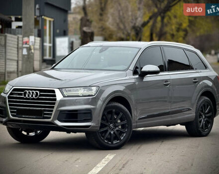 Серый Ауди Ку 7, объемом двигателя 3 л и пробегом 158 тыс. км за 27900 $, фото 1 на Automoto.ua