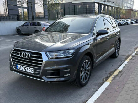Ауди Ку 7 2018 в Киеве на Automoto.ua Серый Ауди Ку 7, объемом двигателя 3 л и пробегом 106 тыс. км за 32500 $, фото 1 на Automoto.ua