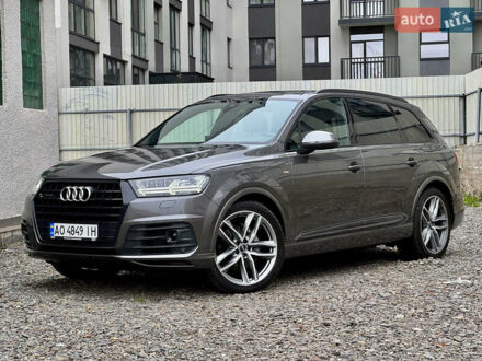 Ауди Ку 7 2018 в Ужгороде на Automoto.ua Серый Ауди Ку 7, объемом двигателя 2.97 л и пробегом 189 тыс. км за 46500 $, фото 1 на Automoto.ua