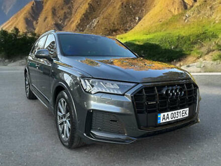 Ауди Ку 7 2020 в Киеве на Automoto.ua Серый Ауди Ку 7, объемом двигателя 2.97 л и пробегом 173 тыс. км за 59000 $, фото 1 на Automoto.ua