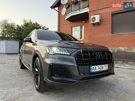Ауди Ку 7 2020 в Киеве на Automoto.ua Серый Ауди Ку 7, объемом двигателя 1.98 л и пробегом 75 тыс. км за 51000 $, фото 1 на Automoto.ua