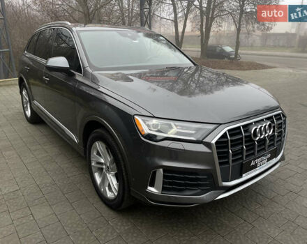 Серый Ауди Ку 7, объемом двигателя 2 л и пробегом 143 тыс. км за 40000 $, фото 1 на Automoto.ua