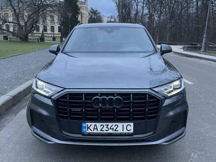 Ауди Ку 7 2022 в Киеве на Automoto.ua Серый Ауди Ку 7, объемом двигателя 2.97 л и пробегом 81 тыс. км за 62500 $, фото 1 на Automoto.ua