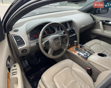 Синій Ауді Ку 7, об'ємом двигуна 3 л та пробігом 319 тис. км за 11799 $, фото 23 на Automoto.ua