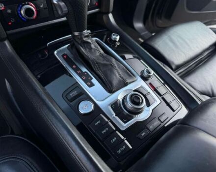 Синий Ауди Ку 7, объемом двигателя 3 л и пробегом 280 тыс. км за 13300 $, фото 17 на Automoto.ua