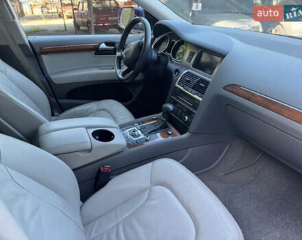 Ауді Ку 7 2015 у Одесі на Automoto.ua Синій Ауді Ку 7, об'ємом двигуна 3 л та пробігом 70 тис. км за 12500 $, фото 5 на Automoto.ua