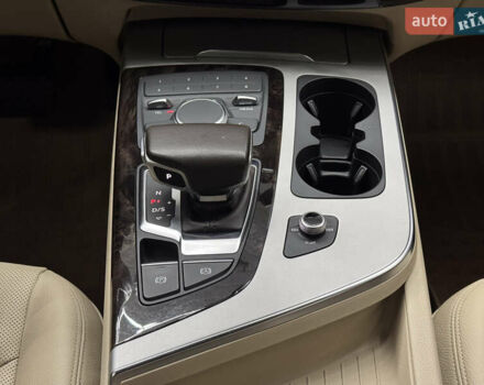 Синій Ауді Ку 7, об'ємом двигуна 3 л та пробігом 137 тис. км за 34500 $, фото 26 на Automoto.ua