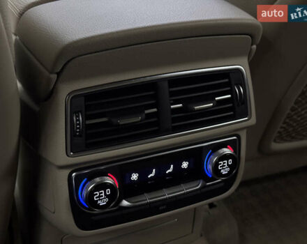 Синій Ауді Ку 7, об'ємом двигуна 3 л та пробігом 137 тис. км за 34500 $, фото 29 на Automoto.ua