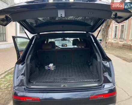 Синий Ауди Ку 7, объемом двигателя 3 л и пробегом 213 тыс. км за 25000 $, фото 4 на Automoto.ua