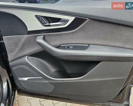 Синій Ауді Ку 7, об'ємом двигуна 3 л та пробігом 234 тис. км за 30000 $, фото 30 на Automoto.ua