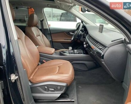 Синій Ауді Ку 7, об'ємом двигуна 3 л та пробігом 179 тис. км за 30900 $, фото 26 на Automoto.ua