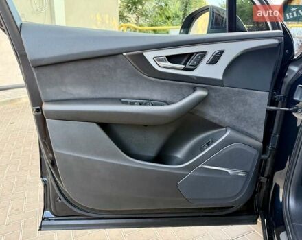 Синій Ауді Ку 7, об'ємом двигуна 2.97 л та пробігом 289 тис. км за 35900 $, фото 34 на Automoto.ua