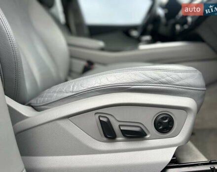 Синій Ауді Ку 7, об'ємом двигуна 3 л та пробігом 218 тис. км за 26500 $, фото 110 на Automoto.ua