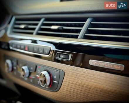 Синій Ауді Ку 7, об'ємом двигуна 2 л та пробігом 258 тис. км за 19950 $, фото 27 на Automoto.ua