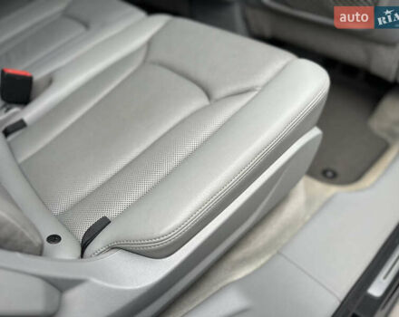 Синій Ауді Ку 7, об'ємом двигуна 3 л та пробігом 218 тис. км за 26500 $, фото 101 на Automoto.ua