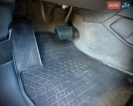 Синій Ауді Ку 7, об'ємом двигуна 2 л та пробігом 258 тис. км за 19950 $, фото 22 на Automoto.ua