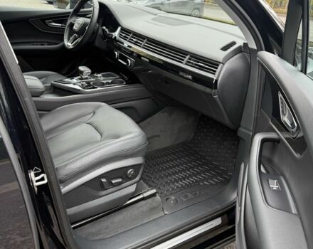 Синий Ауди Ку 7, объемом двигателя 3 л и пробегом 238 тыс. км за 23900 $, фото 4 на Automoto.ua