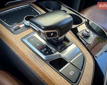 Синій Ауді Ку 7, об'ємом двигуна 2 л та пробігом 258 тис. км за 19950 $, фото 32 на Automoto.ua