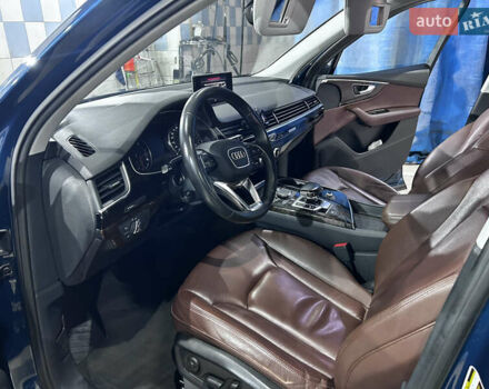 Синій Ауді Ку 7, об'ємом двигуна 3 л та пробігом 106 тис. км за 31400 $, фото 17 на Automoto.ua