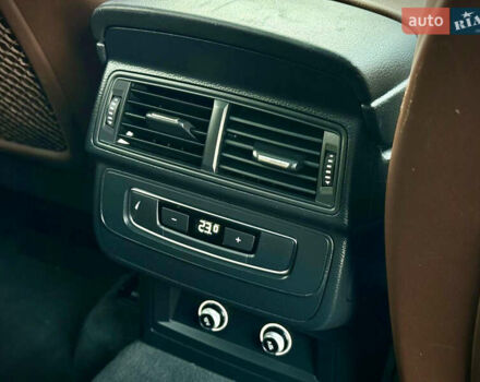 Синій Ауді Ку 7, об'ємом двигуна 2 л та пробігом 162 тис. км за 25700 $, фото 26 на Automoto.ua