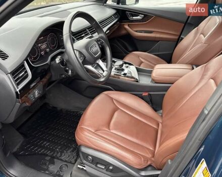 Синій Ауді Ку 7, об'ємом двигуна 3 л та пробігом 158 тис. км за 26800 $, фото 20 на Automoto.ua