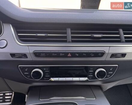 Синій Ауді Ку 7, об'ємом двигуна 3 л та пробігом 217 тис. км за 44000 $, фото 16 на Automoto.ua