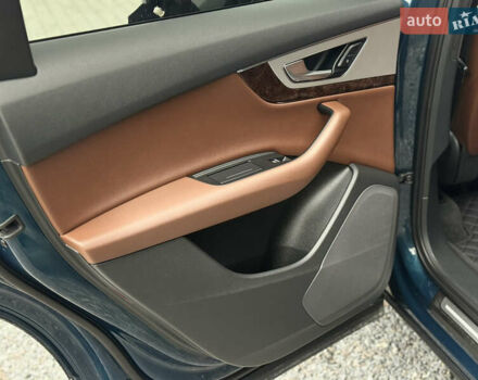 Синій Ауді Ку 7, об'ємом двигуна 1.98 л та пробігом 133 тис. км за 27900 $, фото 17 на Automoto.ua