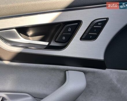 Синій Ауді Ку 7, об'ємом двигуна 3 л та пробігом 217 тис. км за 44000 $, фото 12 на Automoto.ua