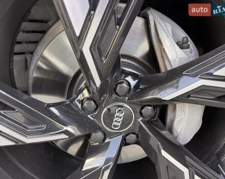 Синій Ауді Ку 7, об'ємом двигуна 3 л та пробігом 217 тис. км за 44000 $, фото 76 на Automoto.ua