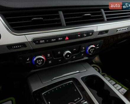 Синій Ауді Ку 7, об'ємом двигуна 1.98 л та пробігом 71 тис. км за 33000 $, фото 30 на Automoto.ua