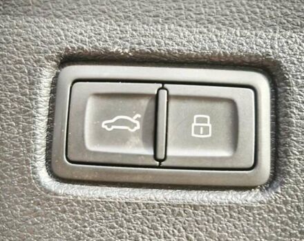 Синій Ауді Ку 7, об'ємом двигуна 1.98 л та пробігом 108 тис. км за 29500 $, фото 19 на Automoto.ua