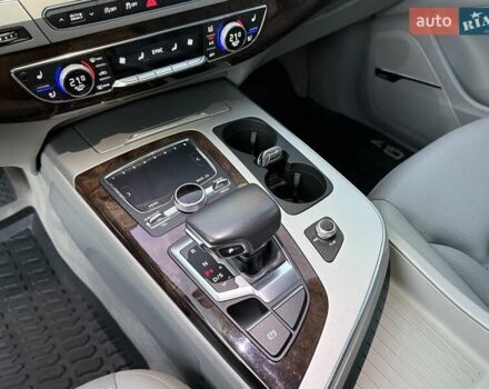 Синий Ауди Ку 7, объемом двигателя 1.98 л и пробегом 86 тыс. км за 29500 $, фото 21 на Automoto.ua