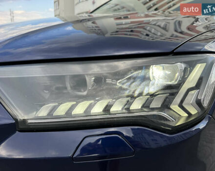 Синій Ауді Ку 7, об'ємом двигуна 3 л та пробігом 142 тис. км за 43999 $, фото 5 на Automoto.ua