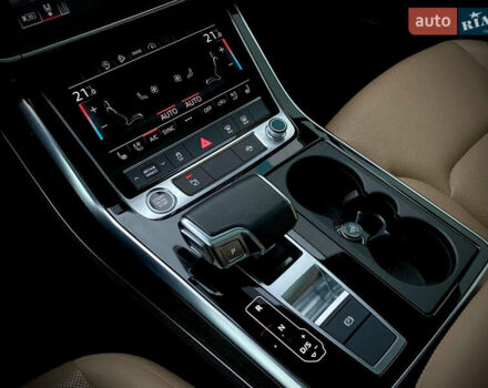 Ауди Ку 7 2020 в Киеве на Automoto.ua Синий Ауди Ку 7, объемом двигателя 3 л и пробегом 86 тыс. км за 49900 $, фото 20 на Automoto.ua