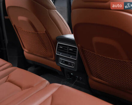 Синій Ауді Ку 7, об'ємом двигуна 3 л та пробігом 94 тис. км за 72500 $, фото 24 на Automoto.ua