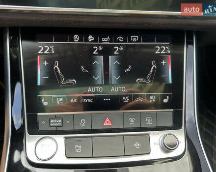 Синій Ауді Ку 7, об'ємом двигуна 3 л та пробігом 142 тис. км за 43999 $, фото 105 на Automoto.ua