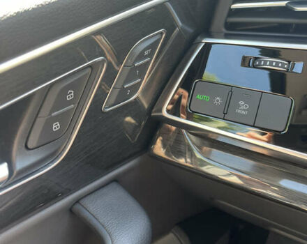 Синий Ауди Ку 7, объемом двигателя 1.98 л и пробегом 85 тыс. км за 45000 $, фото 27 на Automoto.ua